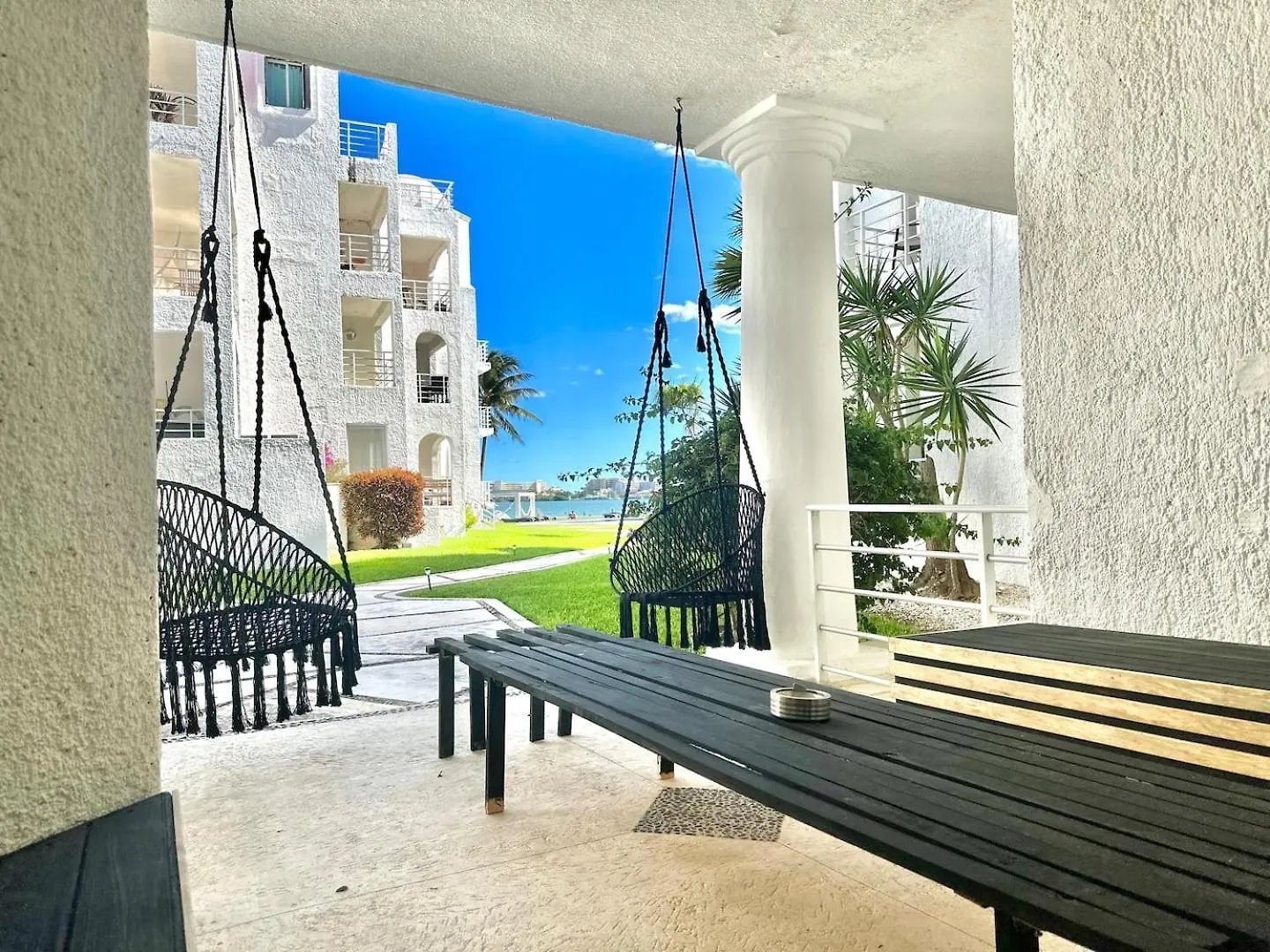 Hotel Zone Oceanside 2 Bedroom 2 Bath Condo Cancun 0*,  Mexico